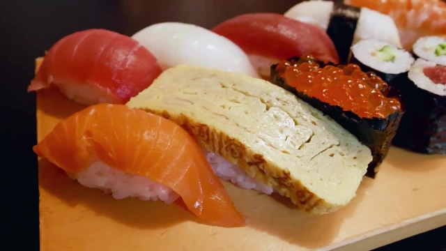 Суши, Япония - Топ самых вкусных блюд, существующих в мире